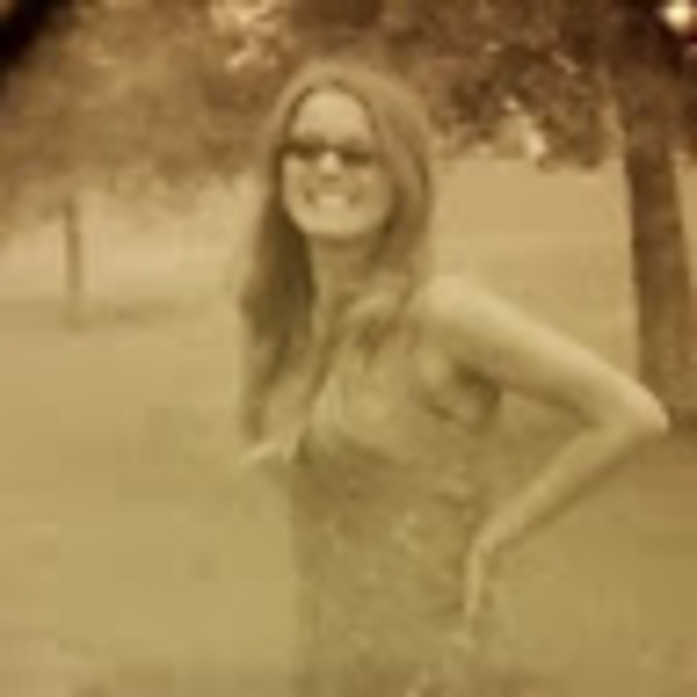 Meet your Posher, Melissa